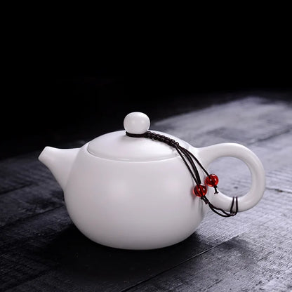Matte White Ceramic Teapot Creative Chinese Kungfu Teaware Tea Maker 250ml Travel Hand Grip Pot Household Porcelain for Cha