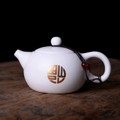 Matte White Ceramic Teapot Creative Chinese Kungfu Teaware Tea Maker 250ml Travel Hand Grip Pot Household Porcelain for Cha