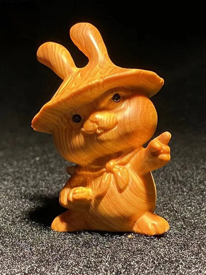 Meaning Good Cute Rabbit Taihang Cliff Cypress Wood Ageing Red Oil High Oil High-density Hand Piece Office Decoration