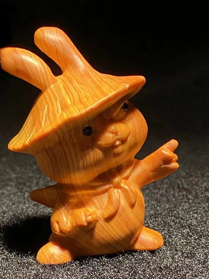 Meaning Good Cute Rabbit Taihang Cliff Cypress Wood Ageing Red Oil High Oil High-density Hand Piece Office Decoration