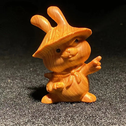 Meaning Good Cute Rabbit Taihang Cliff Cypress Wood Ageing Red Oil High Oil High-density Hand Piece Office Decoration