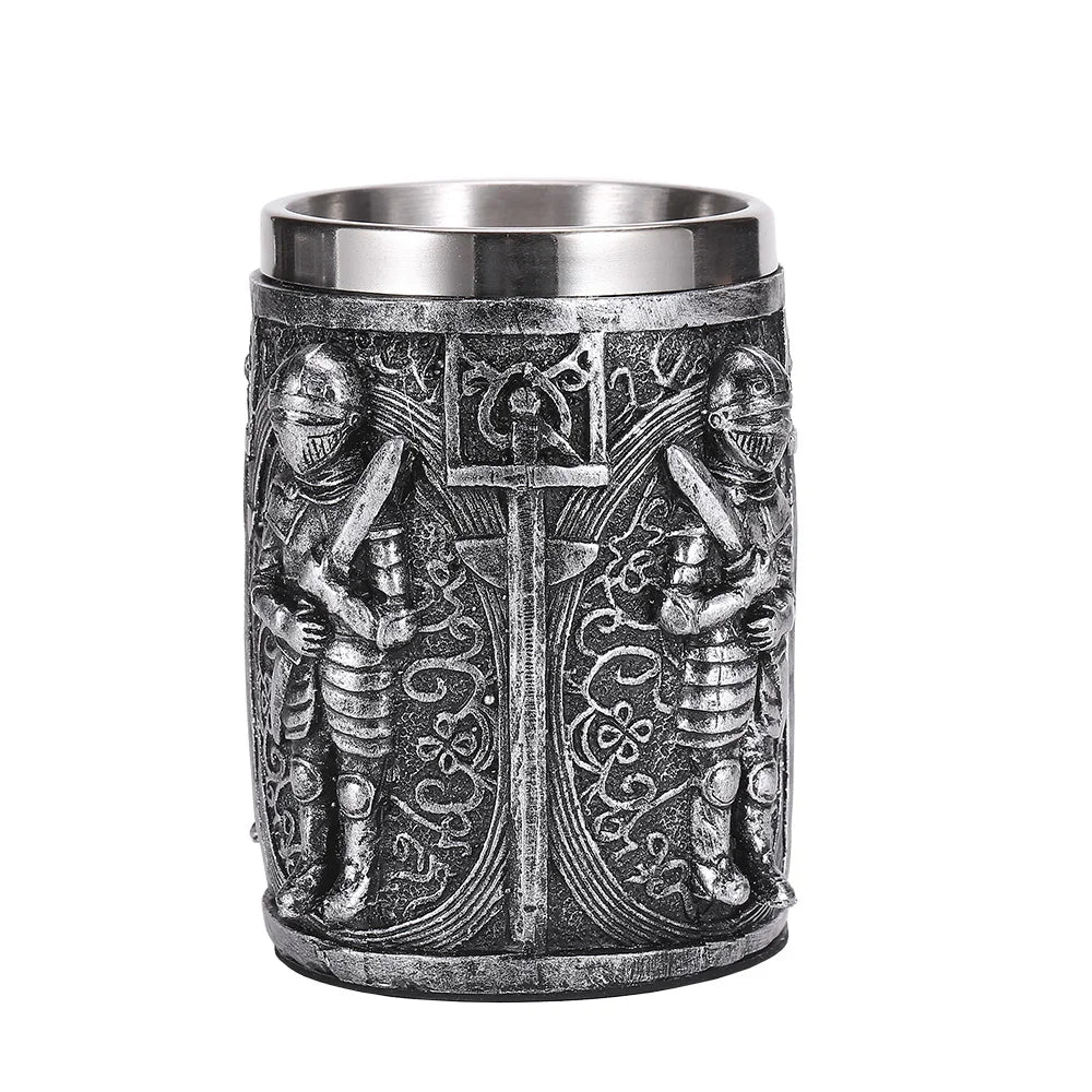 Medieval Warrior Resin Stainless Steel Beer Mug Knight Stein Retro Tankard Creative Coffee Cup Viking Tea Mug Pub Bar Decoration