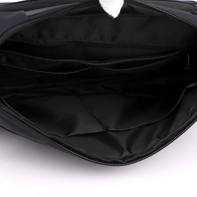 Men's Fashion Shoulder Bags Waterproof Nylon Man Leisure Crossbody Bags Male Fashion Sports Chest Packs Designer Light Handbags