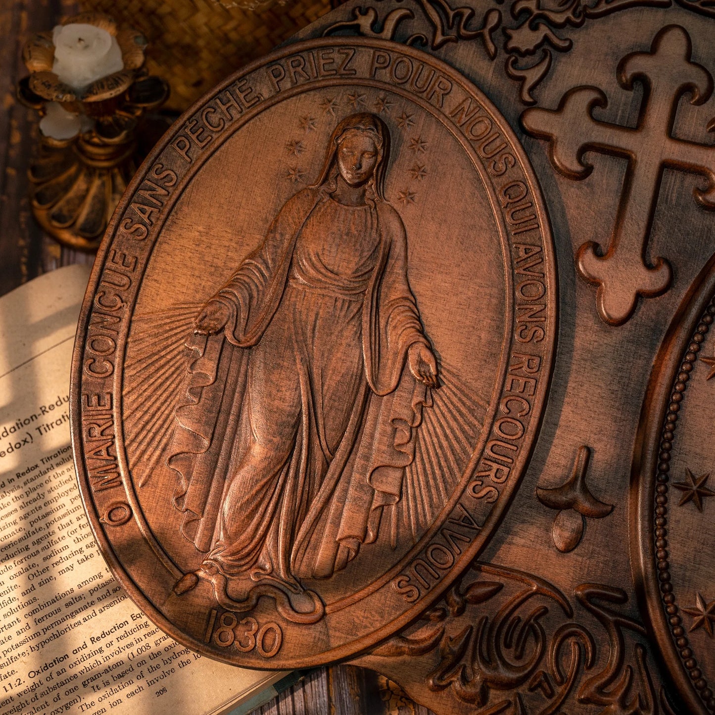 Miracle Medal Virgin Mary Statue Catholic Religious Object Home Wall Hanging Wooden Decoration Christian Plaque Religious Gift