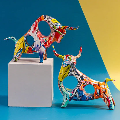 Modern Art Graffiti Cow Miniature Ornament Figurines for Interior Home Living Room Decor Desk Accessories Statues and Sculptures