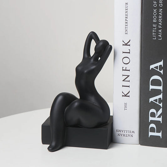 Modern Simple Resin  Sculpture & Figurines for Interior Living Room Decor Statue Table Ornaments Desk Accessories