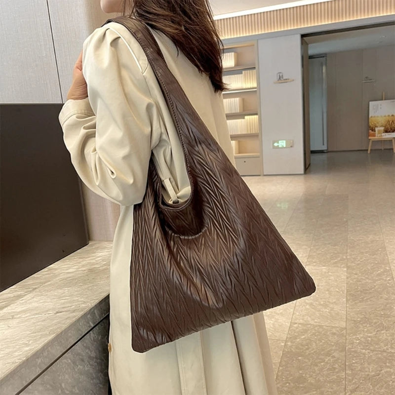 Modern and Practical Women's Pleated Shoulder Bag PU Tote for Various Occasions
