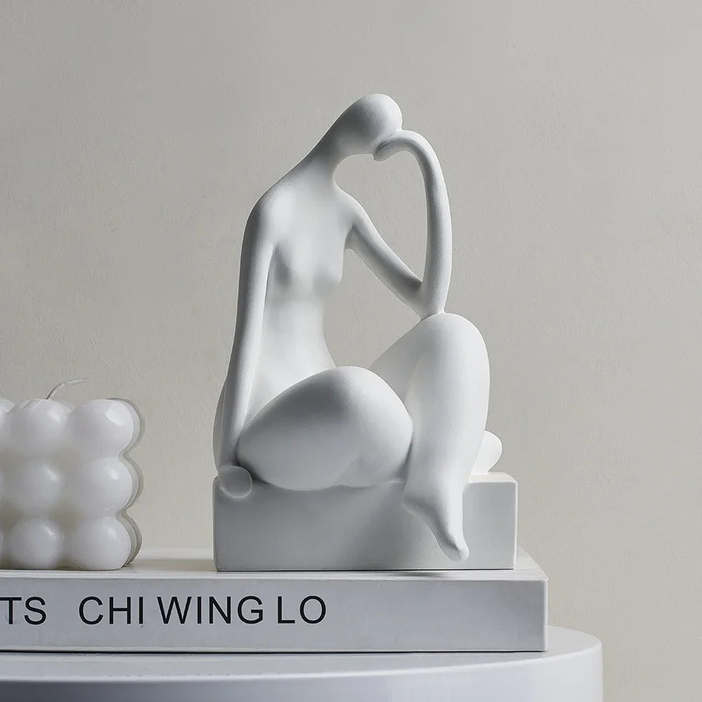 Modernsimple Sculpture & Figurines for Interior Living Room Decor Resin Statue Table Ornaments Desk Accessories