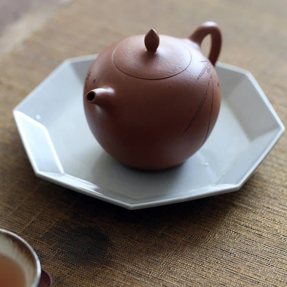 Monohydrate hall of yixing purple clay ore famous kung fu tea set down by hand shoulder slope mud beauty pot of 275 ml
