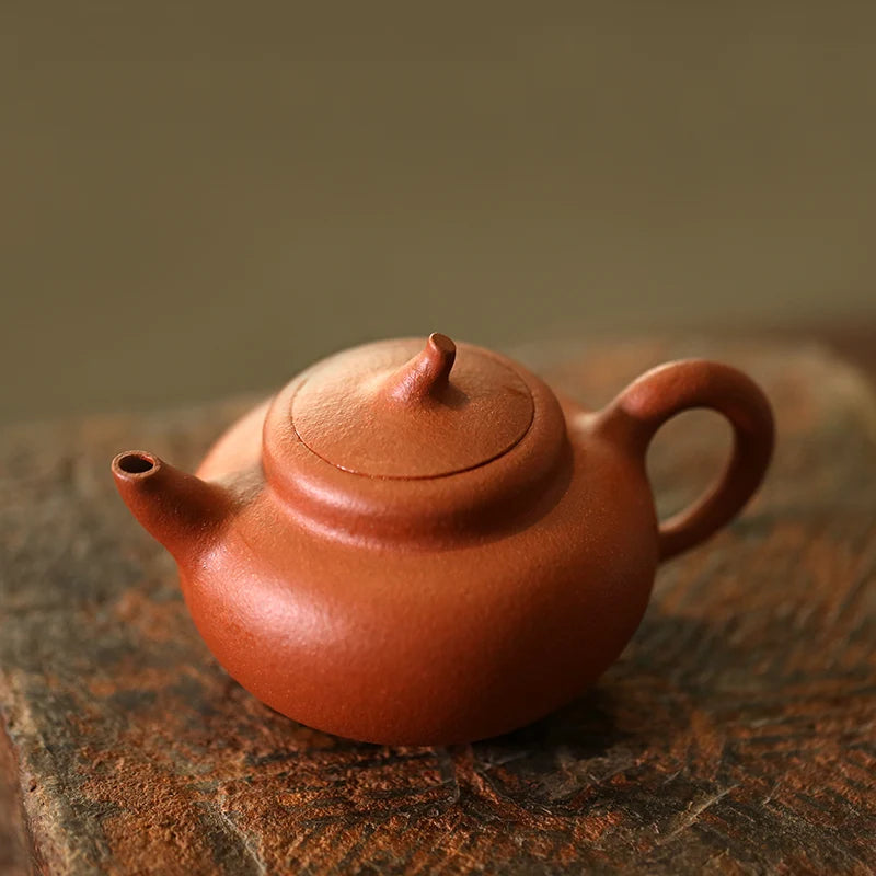 Monohydrate hall yixing recommended pure manual teapot home outfit kung fu slope mud gourd pot of 150 cc