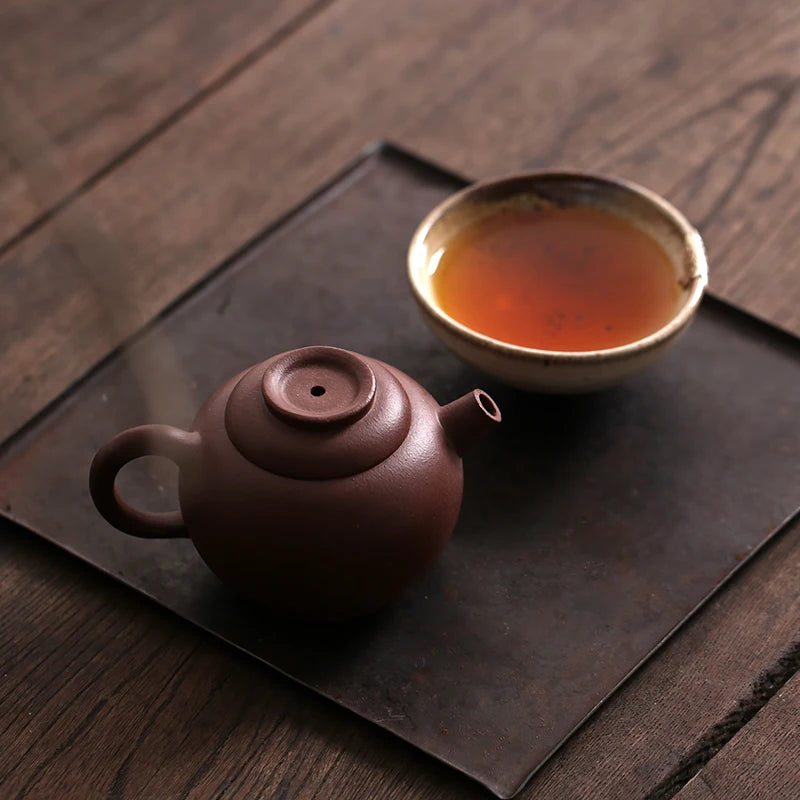 Monohydrate hall yixing recommended tea sets tea pot pure manual famous old ship purple clay pot of 130 ml