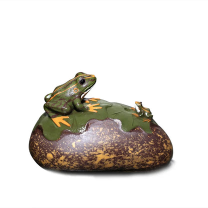 Monohydrate hall yixing undressed ore purple sand tea spoil all hand play tea set stone frog spraying tea of a pet