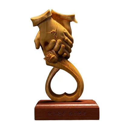 Natural Cypress Hand in Hand Love Statue Solid Wood Carving  High Quality Home Room Office Wedding Decoration Souvenirs 6.28 in