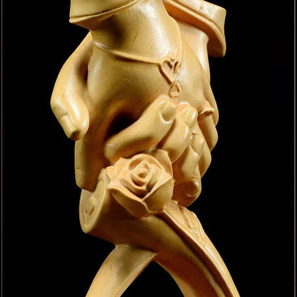Natural Cypress Hand in Hand Love Statue Solid Wood Carving  High Quality Home Room Office Wedding Decoration Souvenirs 6.28 in