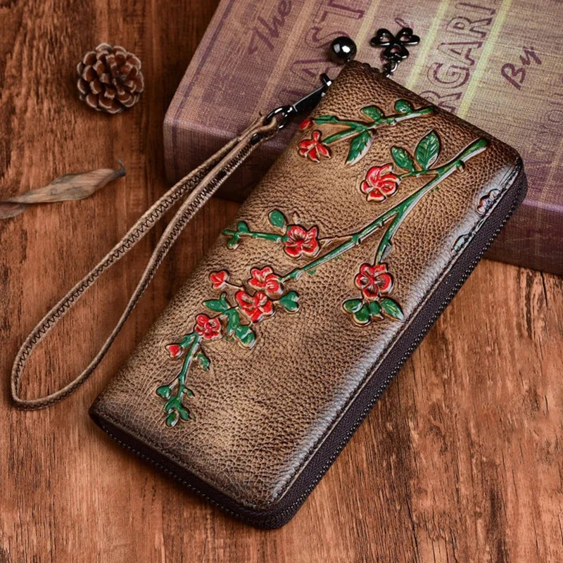 Natural Skin Purse Clutch Wrist Bag Female Designer Handmade Embossed Floral Women Genuine Leather Long Zipper Wallet