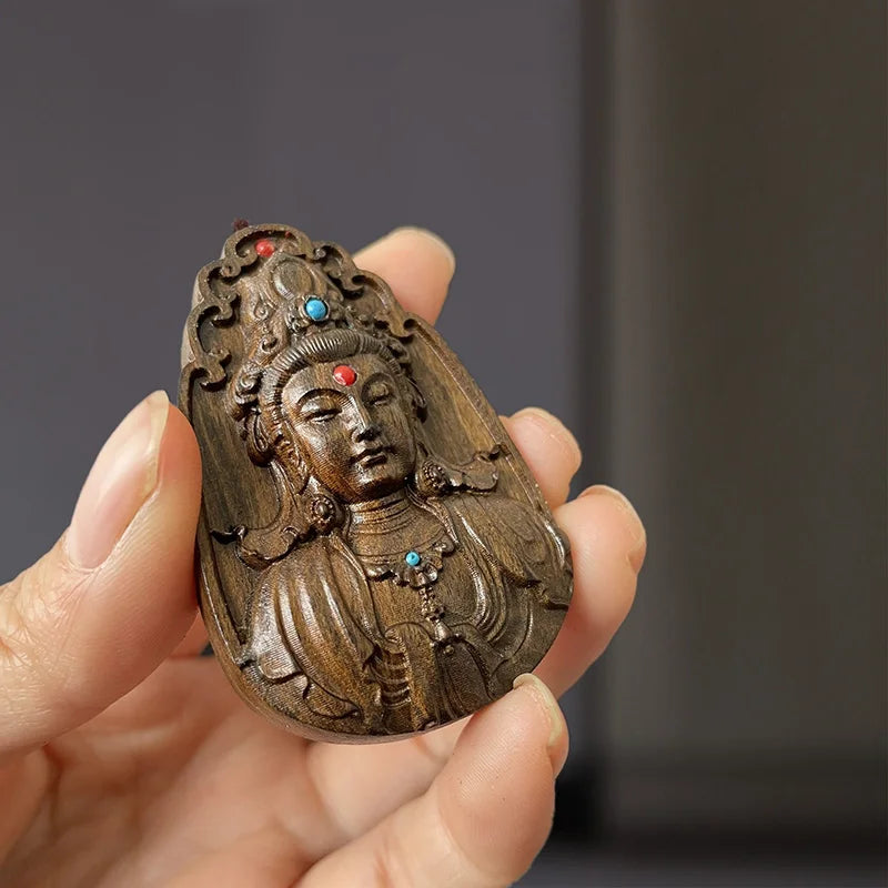 Natural fidelity wood wood carving Guanyin Bodhisattva Buddha brand male high-grade Guanyin necklace pendant pendant female