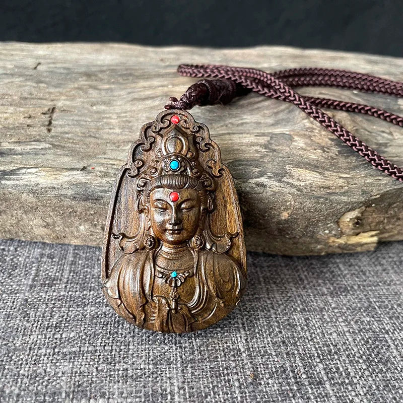 Natural fidelity wood wood carving Guanyin Bodhisattva Buddha brand male high-grade Guanyin necklace pendant pendant female