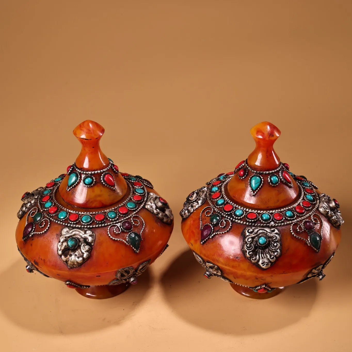 Nepalese Tibetan Crafts Inlaid Gemstones Beeswax Jar Pot Decoration A Pair