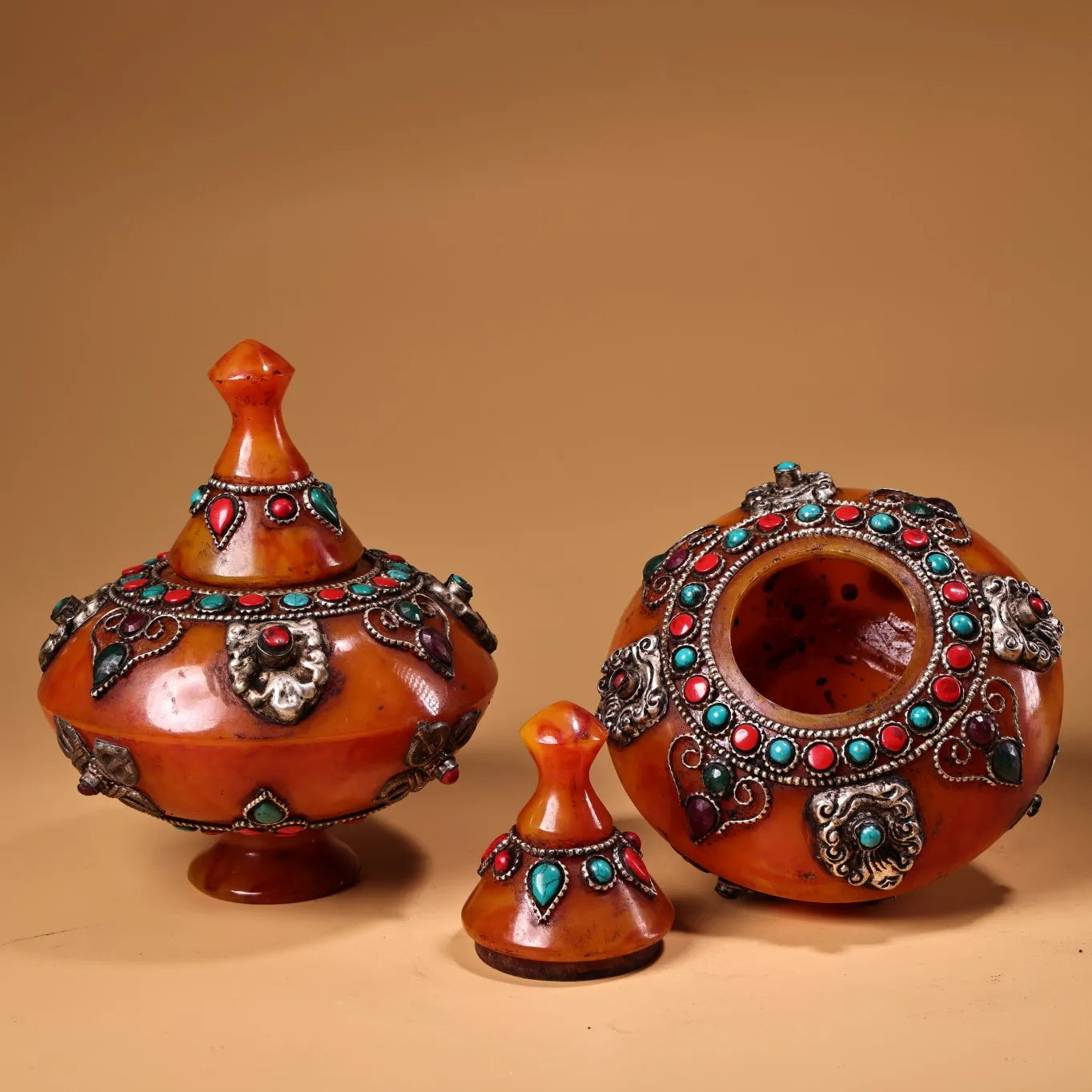 Nepalese Tibetan Crafts Inlaid Gemstones Beeswax Jar Pot Decoration A Pair