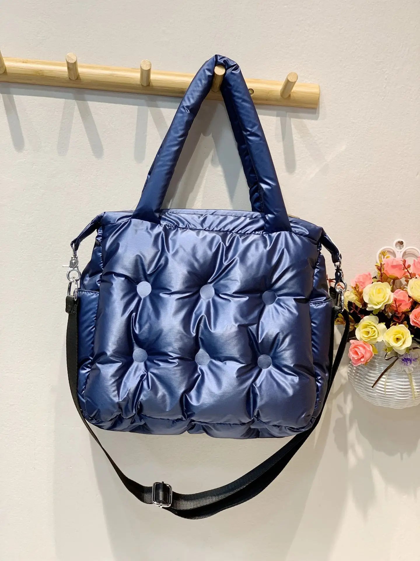 New 2023 Winter space bale Designer HandBag Woman Casual Cotton Bag Down Feather Lady Shoulder Bag sac a mian femme Bolsos Mujer