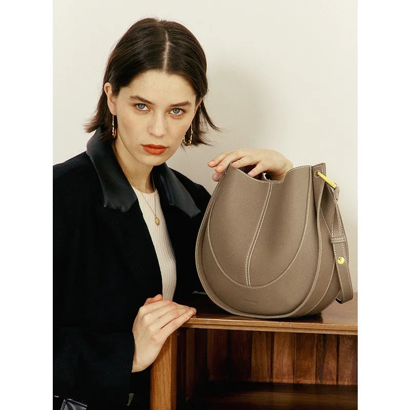 New 2024 First Layer Cowhide Crossbody Bag Light Luxury Women's Bag Design Single Shoulder Genuine Leather Bag