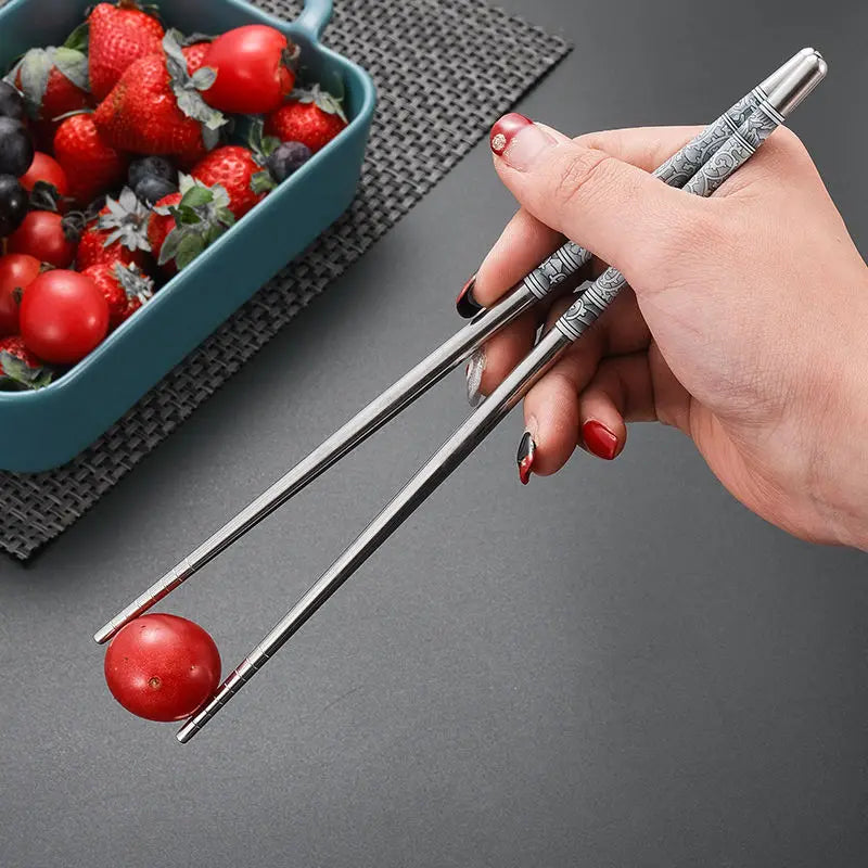 New 5/1 Pair Stainless Steel Chopsticks  Flower Patters Food Sticks Portable Reusable Chopsticks