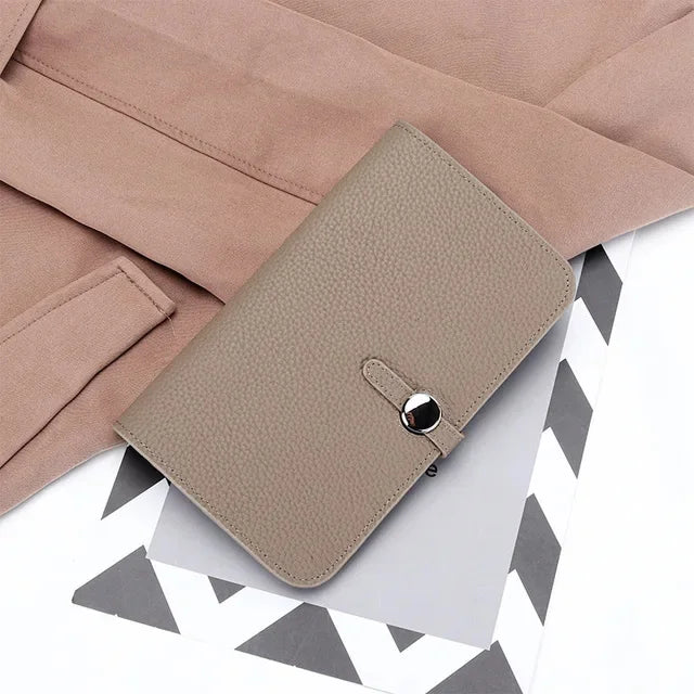 New Arrival Women's Long Clutch Wallets made of High-quality Cowhide Leather with Large Capacity and Multi-functional Design in