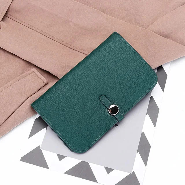 New Arrival Women's Long Clutch Wallets made of High-quality Cowhide Leather with Large Capacity and Multi-functional Design in