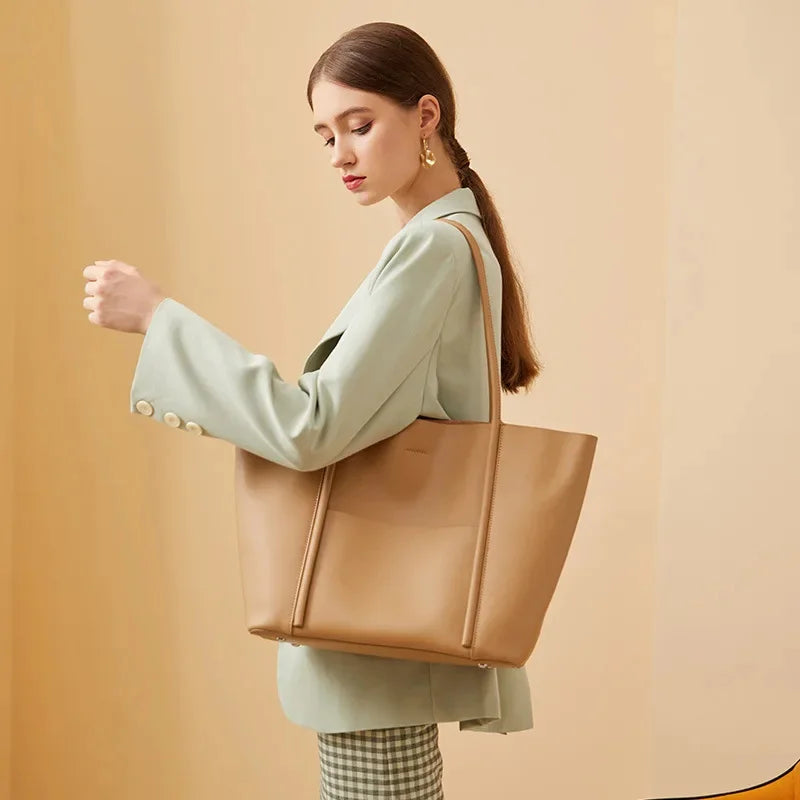 New Genuine Leather Fashion Capacity Women's Designer Handheld Large Cowhide Crossbody Beautiful Shoulder Bag