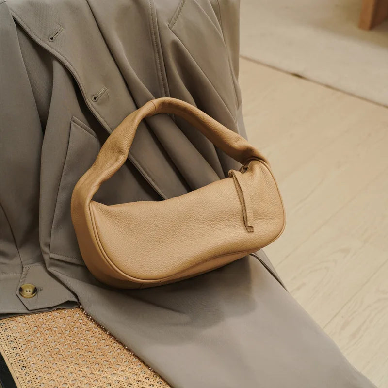 New Genuine Leather Handbags Female All-match Solid Soft Cowhide Hobos Fashion Commuter Purses Clutch Light Luxury Bolsas