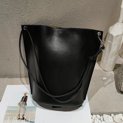 New Korean Large Capacity Bucket Bag Fashion Genuine Leather Shoulder Bags Solid Simple All-match Versatile Bolsos Mujer Female