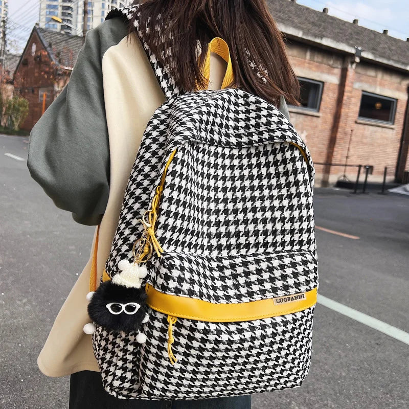 New Lady Cool Plaid School Bag Girl Kawaii Lattice College Backpack Fashion Women Travel Backpack Female Cute Laptop Student Bag