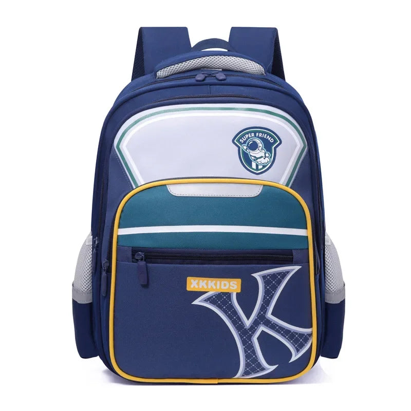 New Lightweight Spinal School Bookbag for Elementary School Students, Simple and Fashionable, Large Capacity Children's Backpack