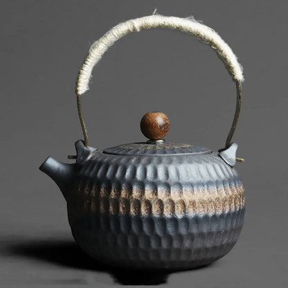 New Teapot with Infuser for Loose Tea Tea Pot Kung Fu Zisha Large Capacity Tea Pot with Filter Creative Handle Teapot Kettle Set