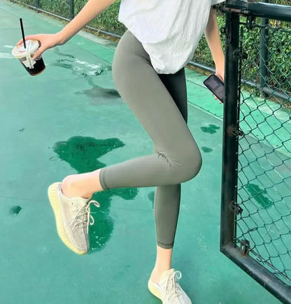 New Women Leggings Fitness Sporty Pant Gym Clothing Seamless Leggings Running Women Leggings