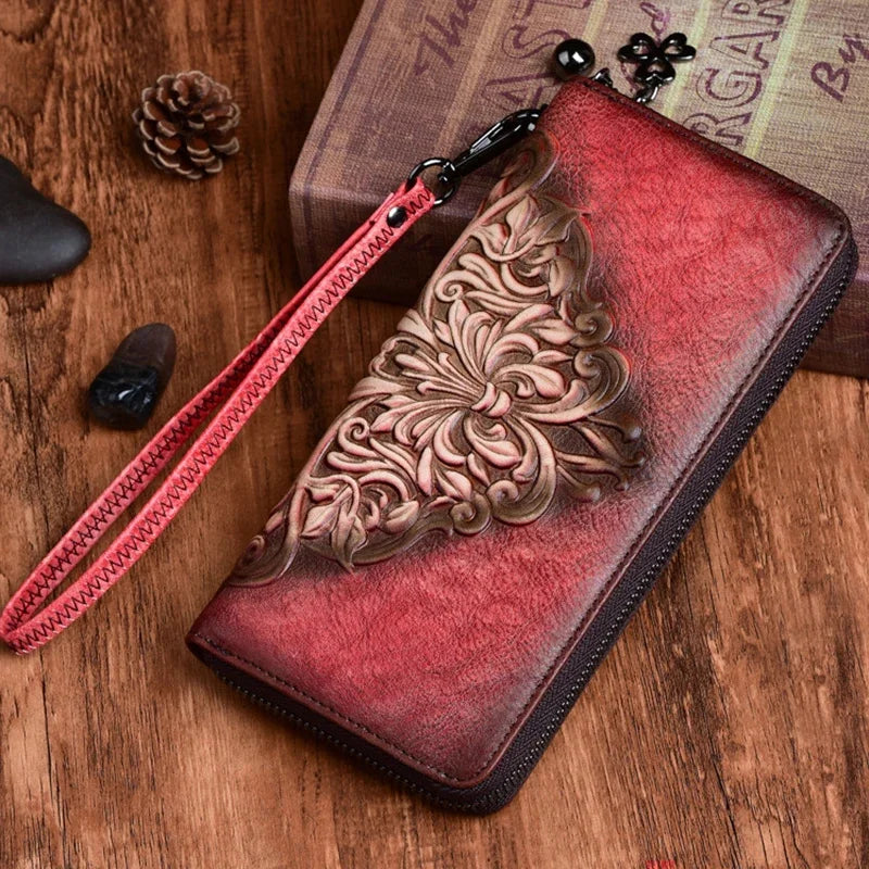 New Women Long Wallet Genuine Embossed Leather Retro Pattern Cowhide Handy Bag Multi-Cards Clutch Zipper Bags Female Wrist Purse