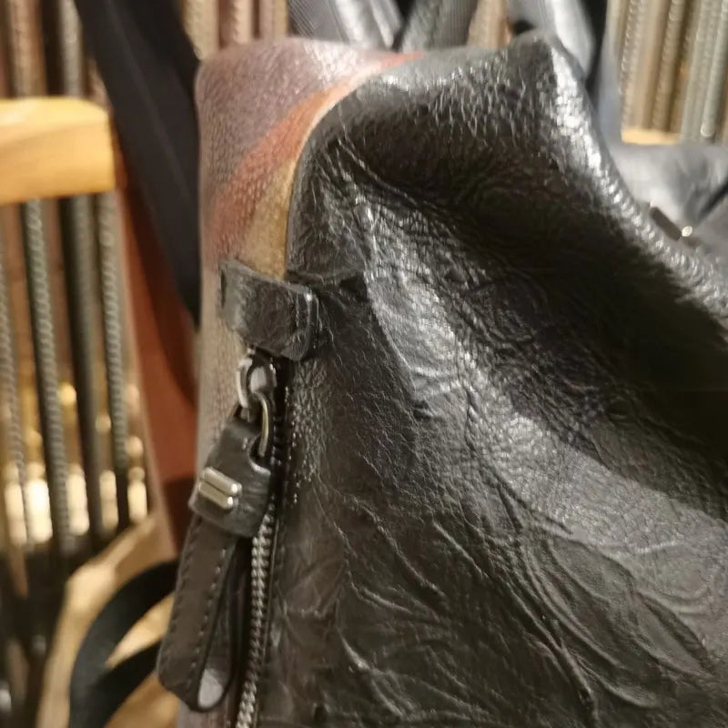 New high-end men's casual backpack Customized leather backpack