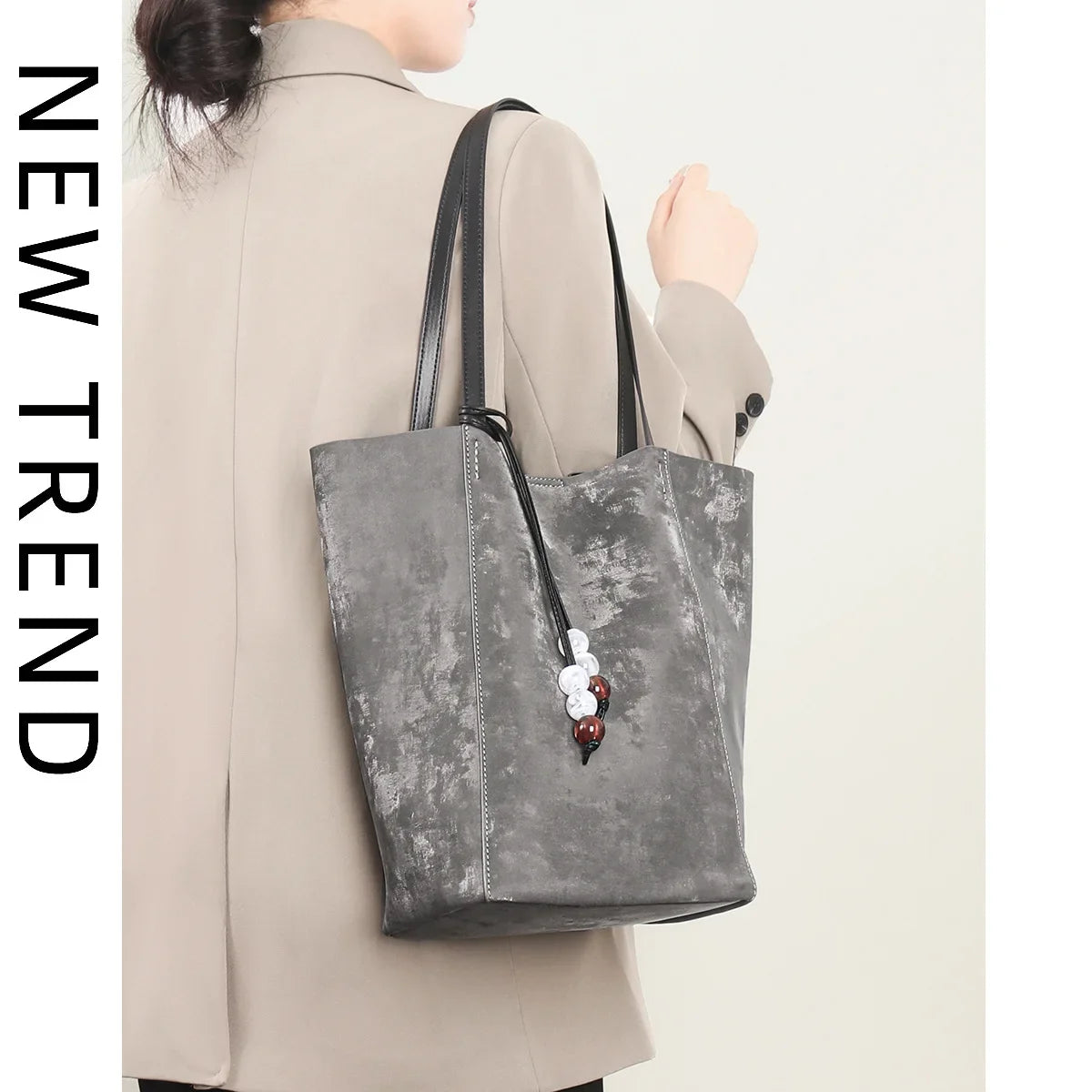 Niche Cowhide Commuter Tote Bag Women's Genuine Leather Large Capacity Bucket Bag Shoulder Handbag Designer Bags Luxury