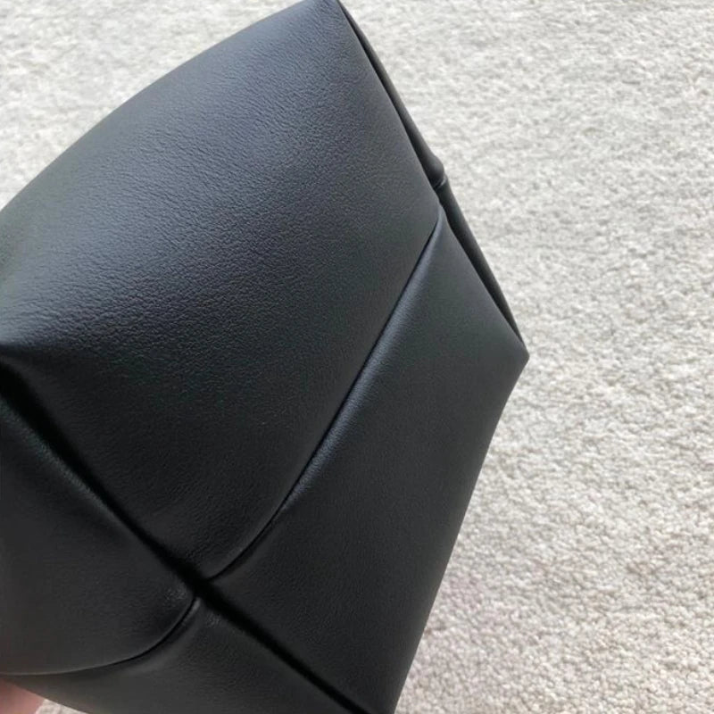 Niche Design Advanced Sense Lunch Box Bag Female Genuine Leather Large Capacity Bucket Bag Casual Commuter All-match Bolsos