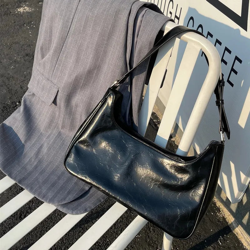 Niche Design High Street Style Casual Underarm Bags 2024 New Trendy Hottie Biker Bagvintage Versatile One Shoulder Handbags