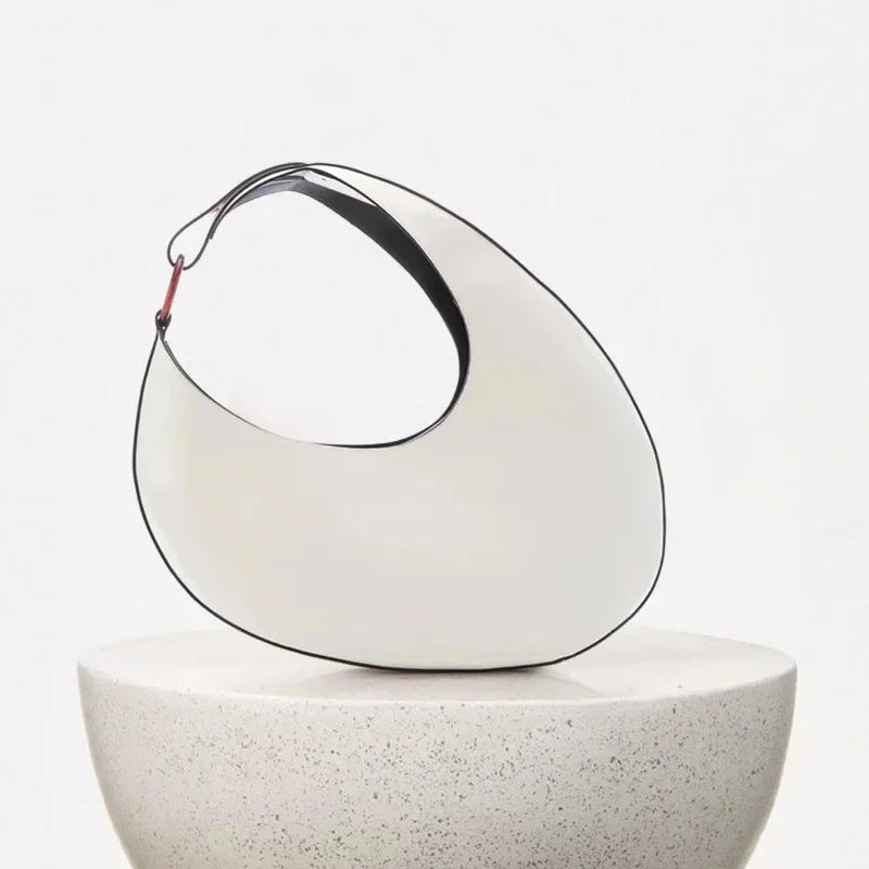 Niche Design Italian Shoulder Women's 2024 Personalized Oval Crescent Irregular Large Capacity Underarm Bag