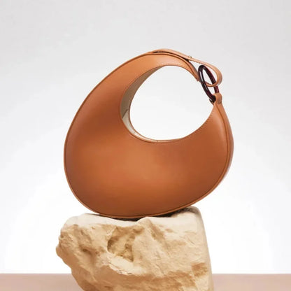 Niche Design Italian Shoulder Women's 2024 Personalized Oval Crescent Irregular Large Capacity Underarm Bag