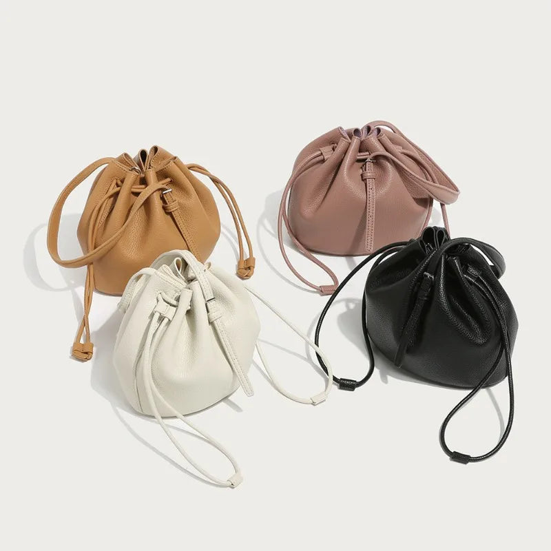 Niche Designer Drawstring Bucket Bag Simple All-match Large Capacity Folds Crossbody Purses Clutch Fashion Elegant Solid Bolsas