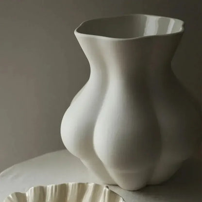 Nordic Style Ceramic Human Body Vase Statue Vase Ornaments Office Desktop Flower Arrangement Vase Home Decoration Accessories