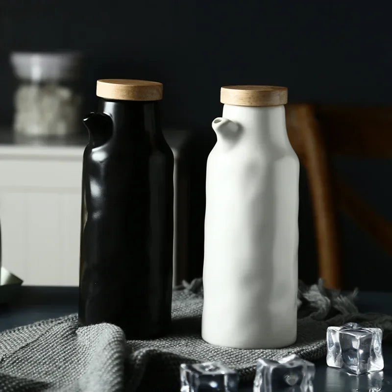 Nordic Style Kitchen Oil Bottles Ceramic Gravy Boats Kitchen Tools Home Tableware Soy Sauce Pots Cooking Oil Bottle