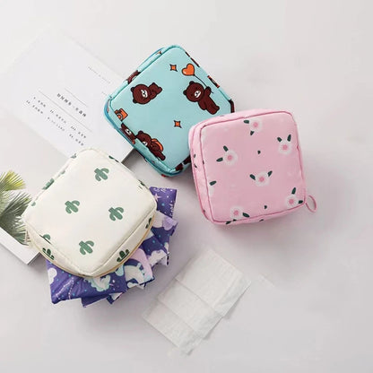 Nylon Sanitary Napkin Storage Bags Period Bag Pad Bags School Sanitary Pouch with Zipper for Teen Girls Women Ladies
