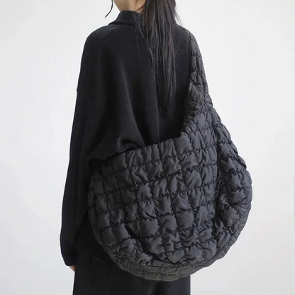 Oversized puffed quilted stray large capacity crossbody bag, women's thickened shoulder bag