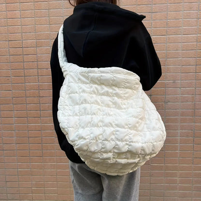 Oversized puffed quilted stray large capacity crossbody bag, women's thickened shoulder bag