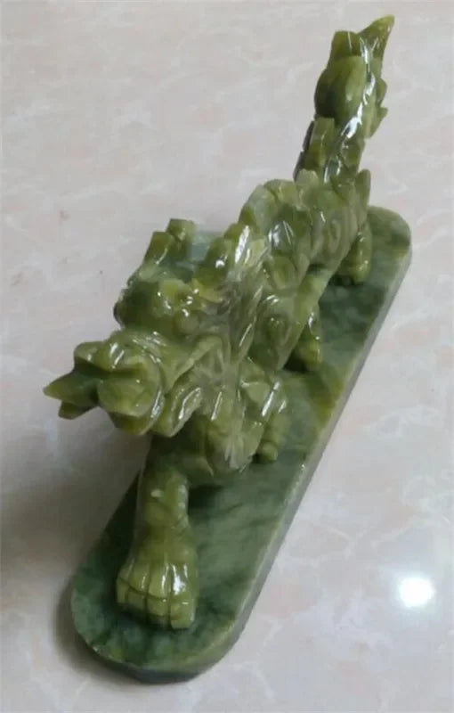 Patung Tembaga 100% China Alami Green Jade Tangan Ukir Naga Yang Indah Patung Kecil