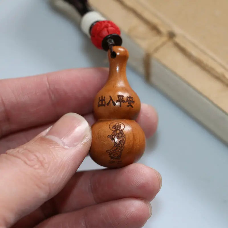 Peach Wood Small Gourd Pendant, Home Safe Fortune, Car Key Chain, Couple Creative Birthday Gift, Feng Shui Decoration for Phone